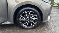 Toyota Yaris 1.5 Hybrid Design 5dr CVT Hybrid Hatchback